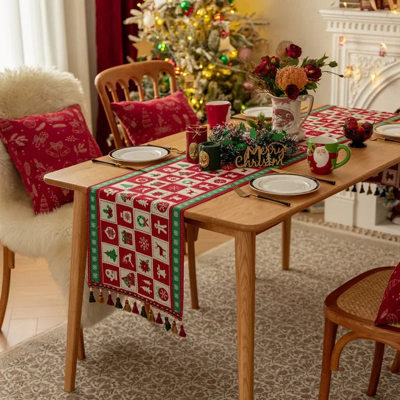 Christmas Snowflake Decoration Table Runner Jacquard Dining Cloth New Year Gift Winter Home Rustic Decor Bed Tail Flag Cover