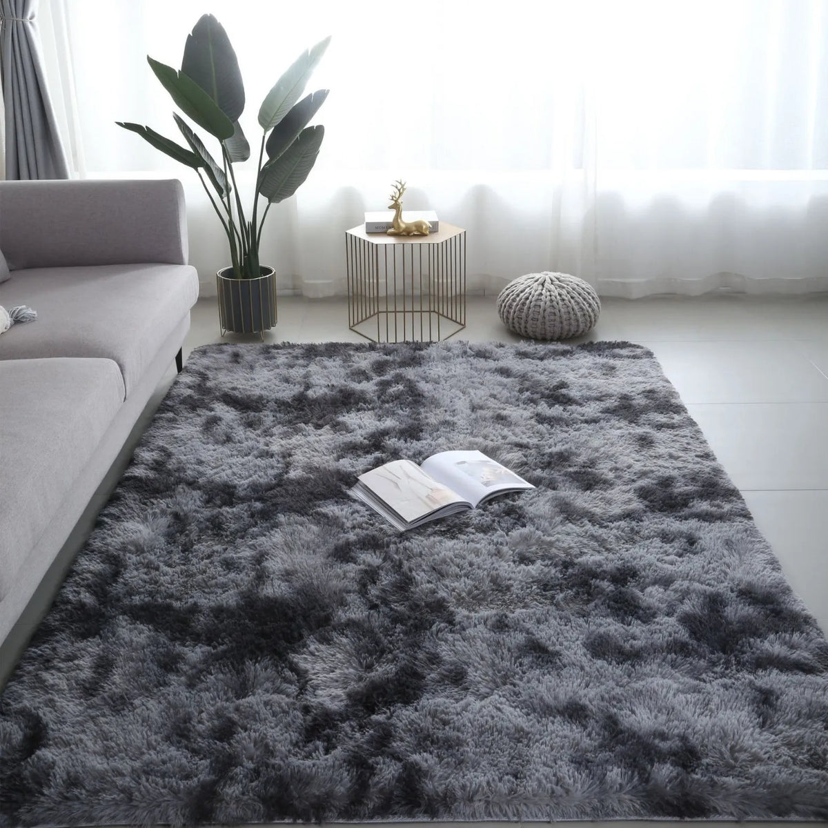 VIKAMA Tie-Dyed Fluffy Carpet - Warm Plush Bedside Rug & Play Mat for Living Room & Kids Room - Hom Haven