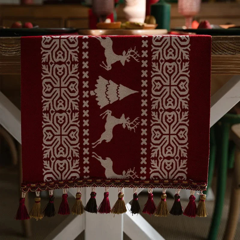 Christmas Snowflake Decoration Table Runner Jacquard Dining Cloth New Year Gift Winter Home Rustic Decor Bed Tail Flag Cover