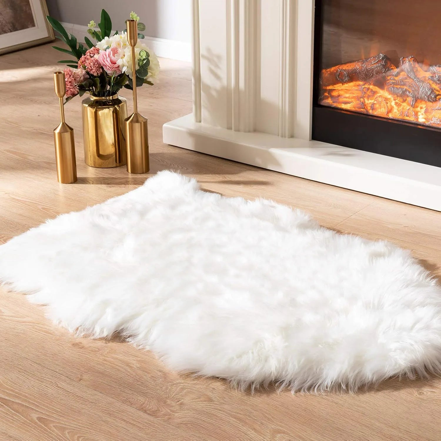Soft Shaggy Faux Fur Rug 60x90cm - Extra Thick Non-Slip Plush Bedroom & Living Room Carpet