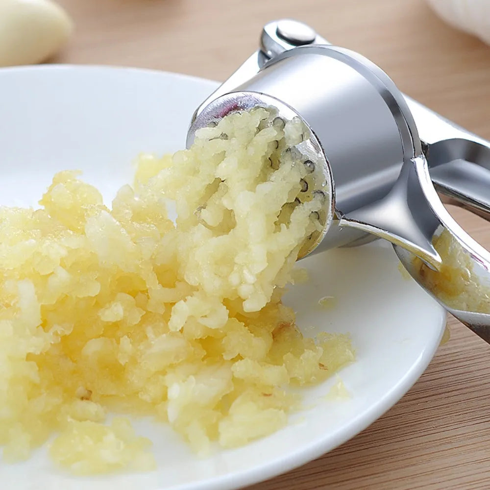 Stainless Steel Garlic Crusher & Peeler - Easy-Clean Garlic Press Kitchen Tool